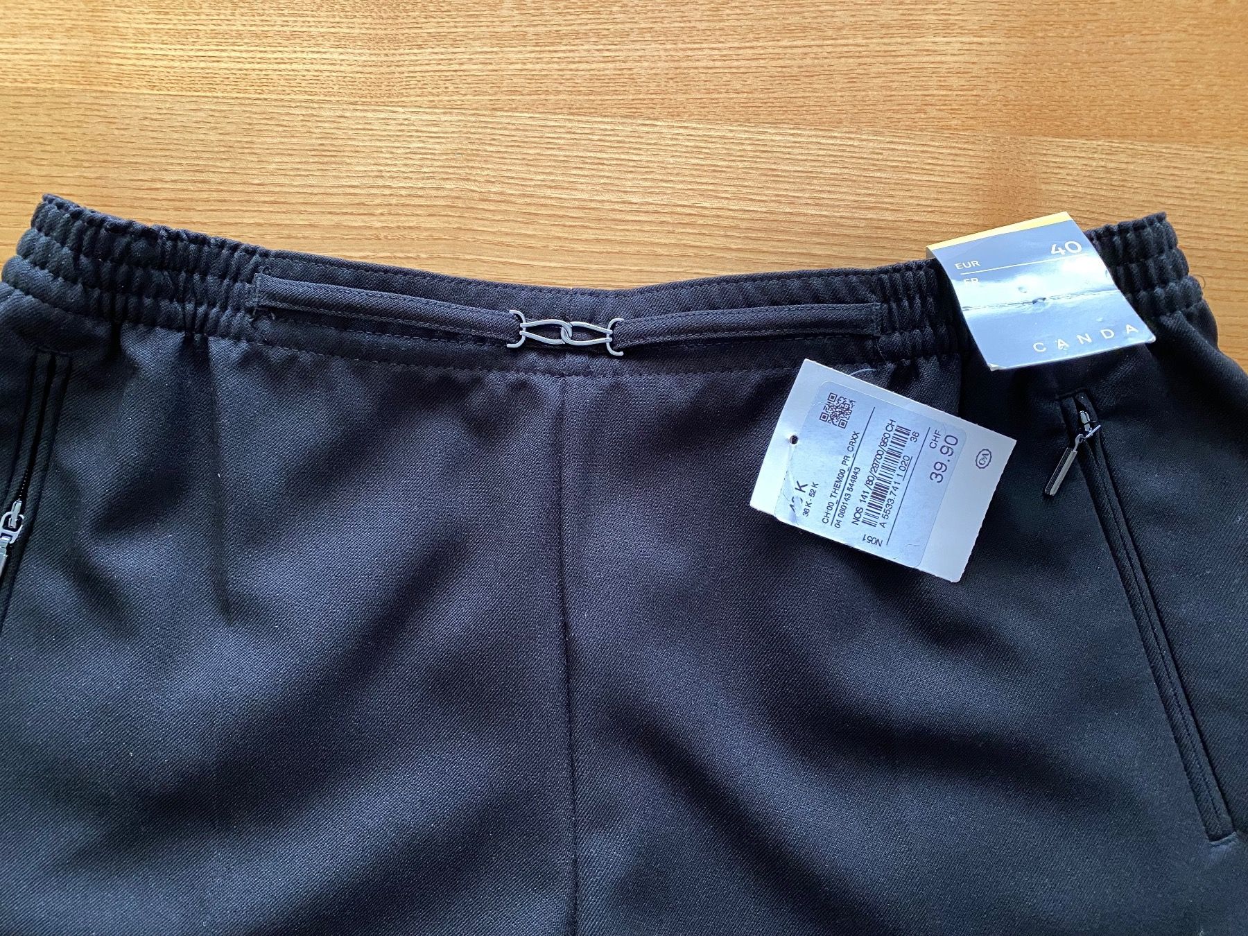 C&A Pantaloni: Neue Damenmode Gr 40 schwarz – Nuovo e nell'imballaggio originale da Allschwil venduto da yvo-sch 1