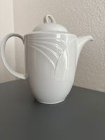 Schöne weisse Porzellan Kaffeekanne! ...