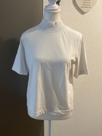 Damen Kurzarm T-Shirt weiss mit Rollkragen von Zara Gr. M