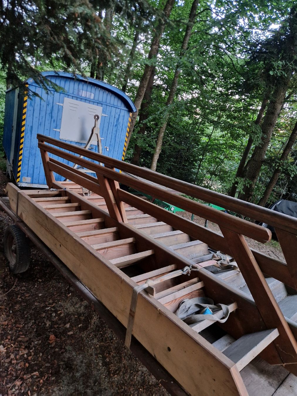 Treppen: Holz Treppen 2 Stück  – Gebraucht aus Sumiswald von ForstCounty 5