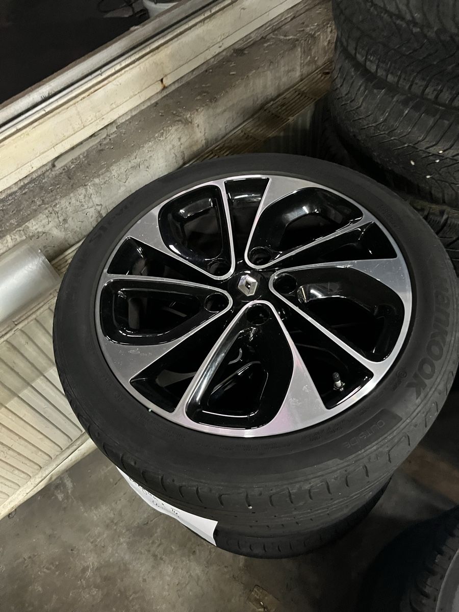 Pneus & Roues: Renault Megane III Sommerrad – D'occasion à Kräiligen par tisala 1