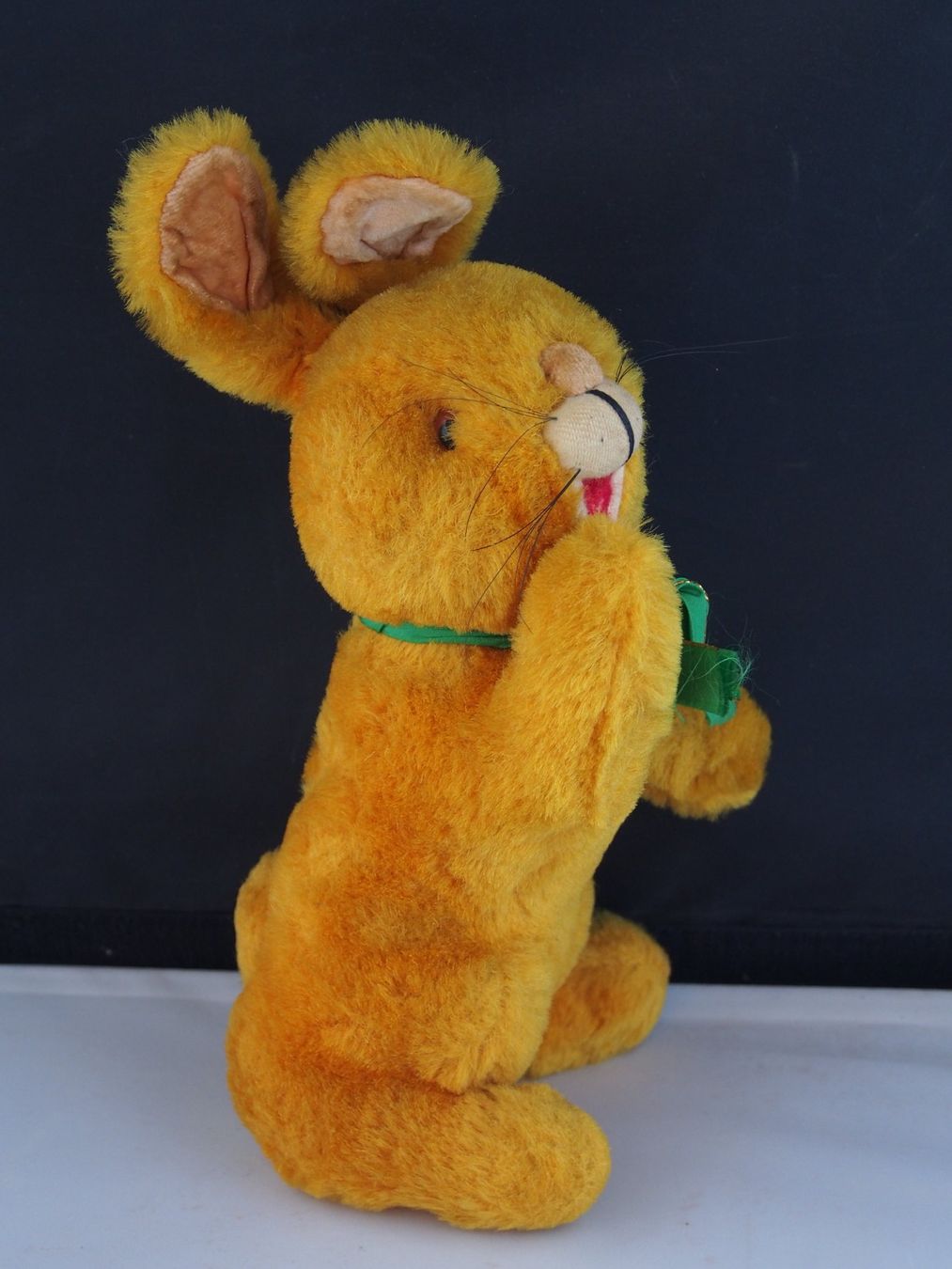 Giocattoli: Peluche lapin vintage – Usato da Ovronnaz venduto da Etagne68