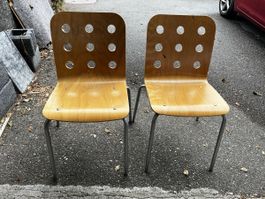 Zwei Stühle von IKEA