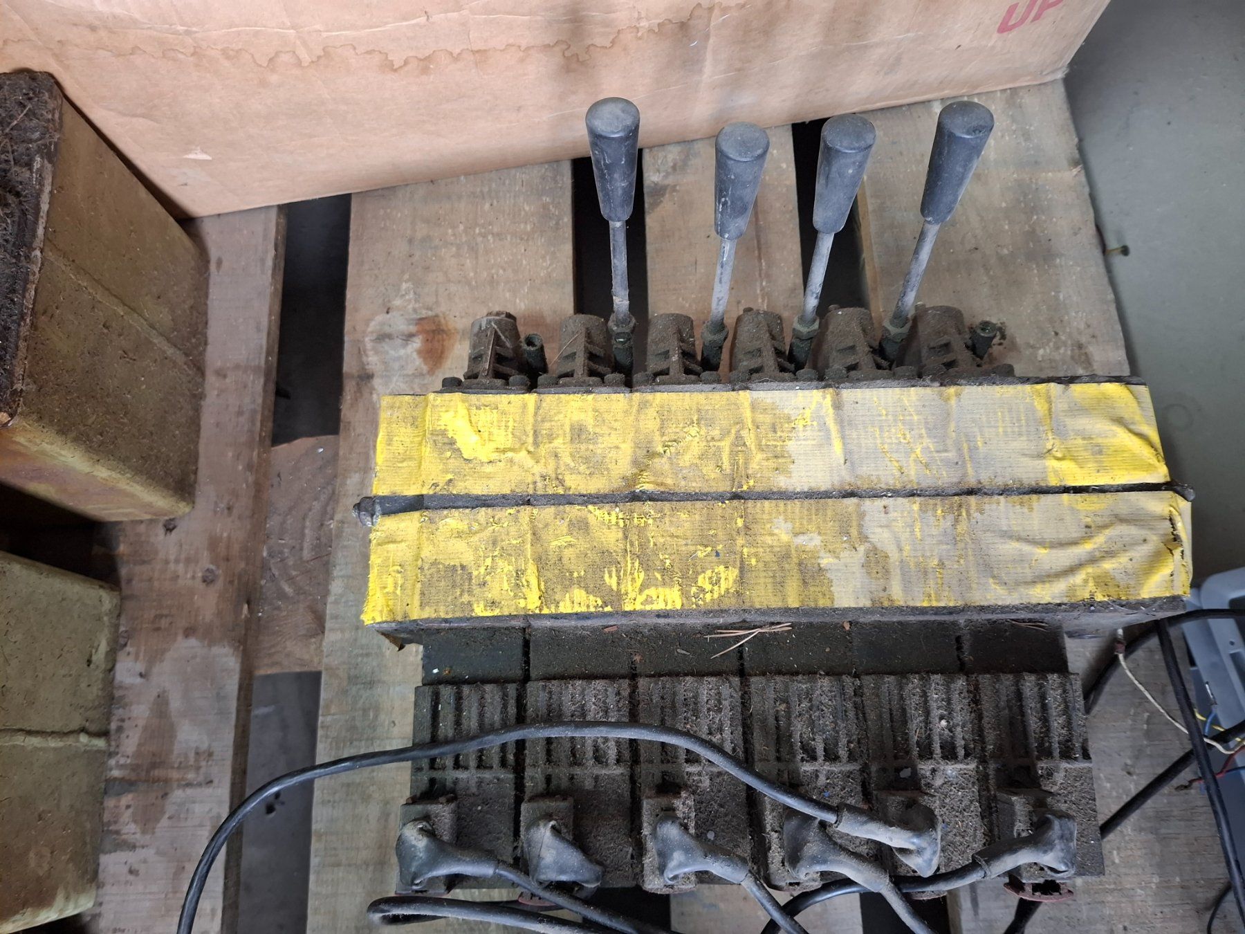 Altro per industria metallurgica: Hydrauliksteuerblock 6Fach – Usato da Seedorf UR venduto da xaveri123 1