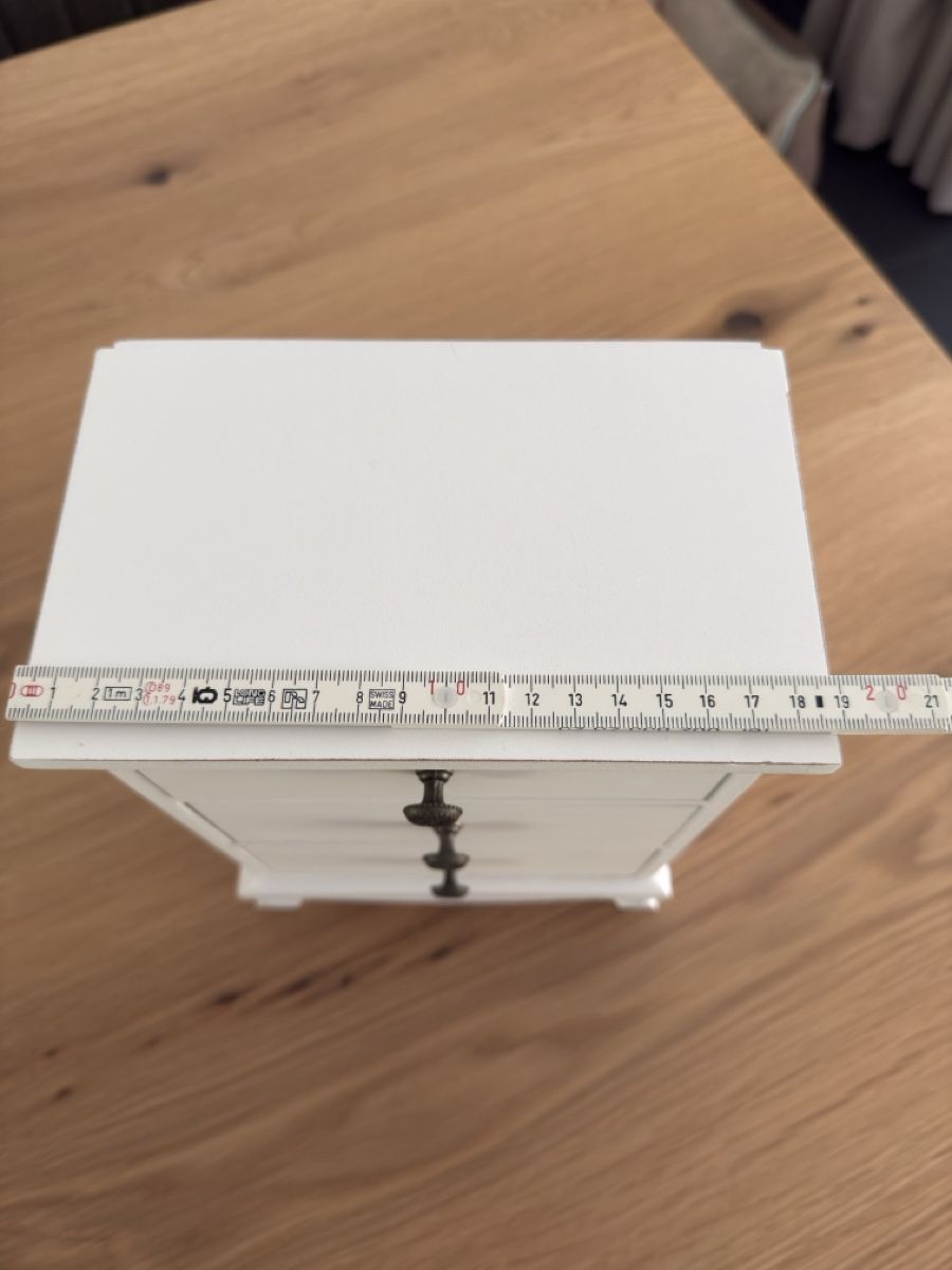 Sistemi di archiviazione: Mini Kommode/ Schmuckkästchen weiss 3 Schubladen  – Usato da Sarmenstorf venduto da Nathaliie_21 9