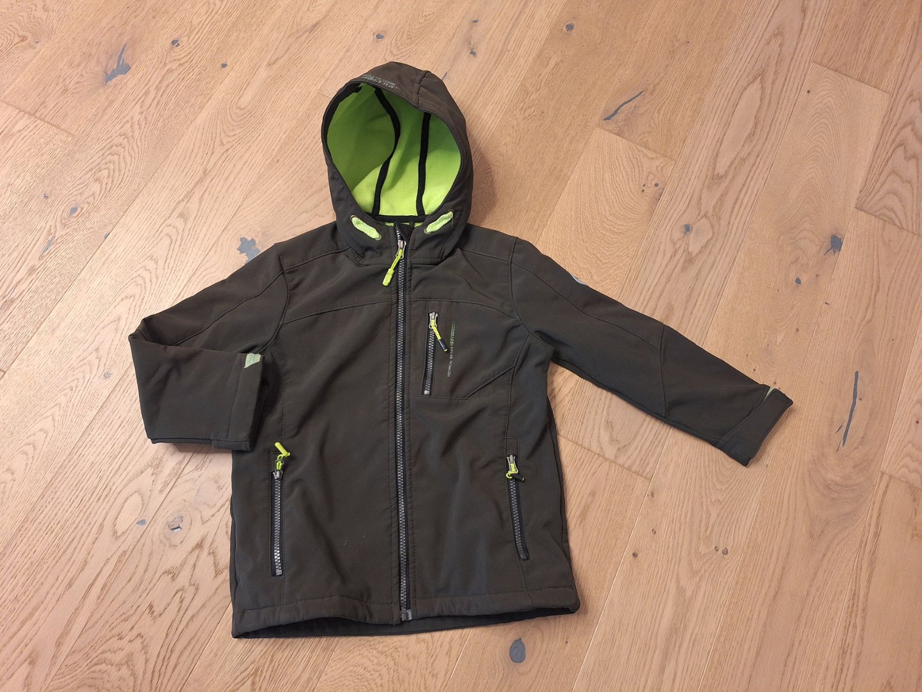 Killtec Vestes & Manteaux: Softshell-Jacke, 116, Killtec – D'occasion à Oberwil b. Zug par hei_2dh5