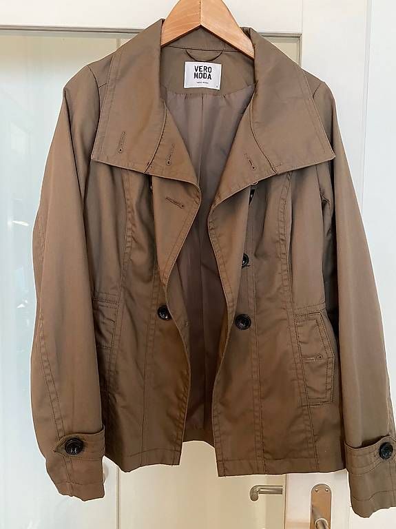 Jacken: Jacke Vero Moda Grösse S – Gebraucht aus Basel von Sydney02