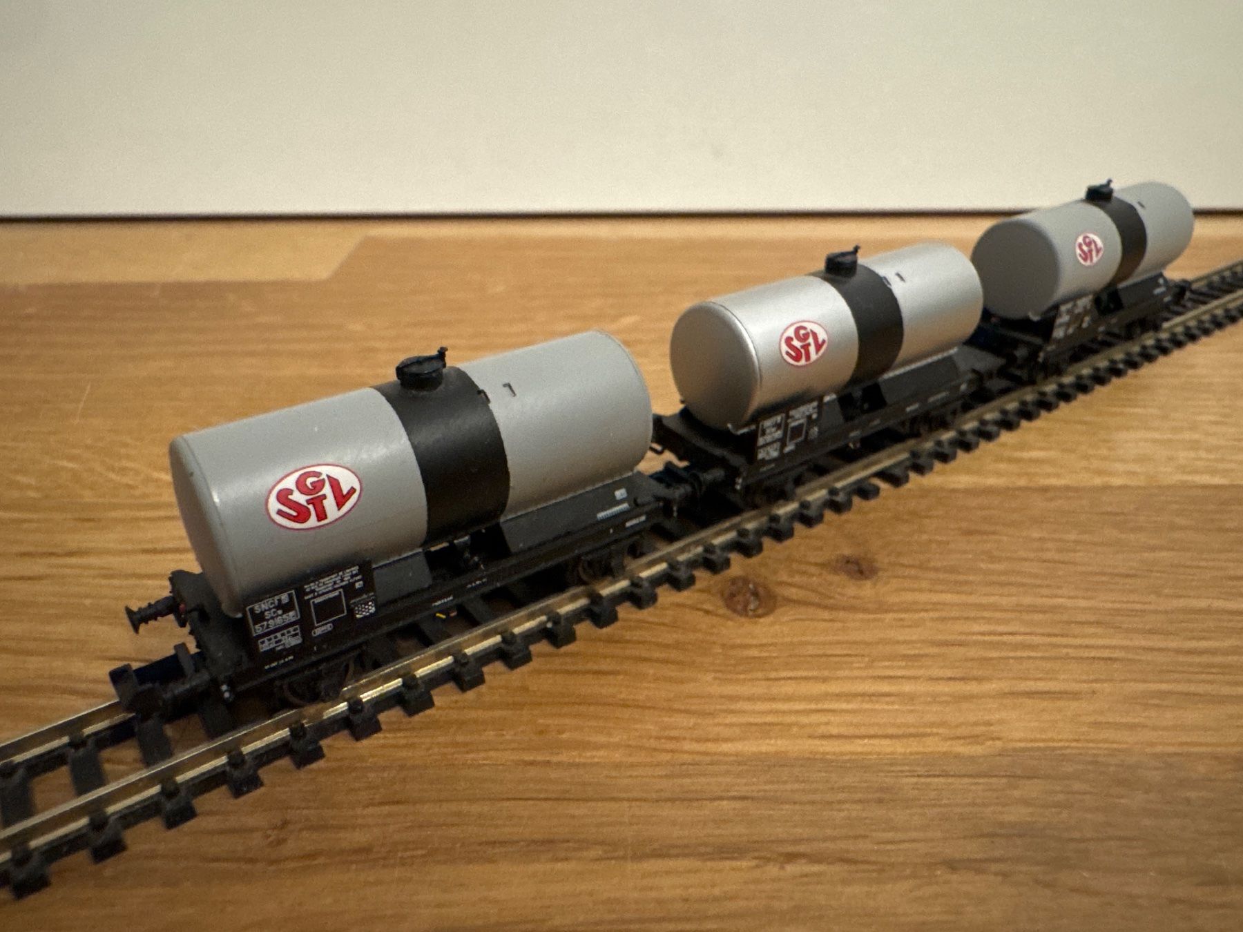 Fleischmann Modellini di ferrovie: Fleischmann Kesselwagen – Usato da Schlierbach venduto da Look8 2