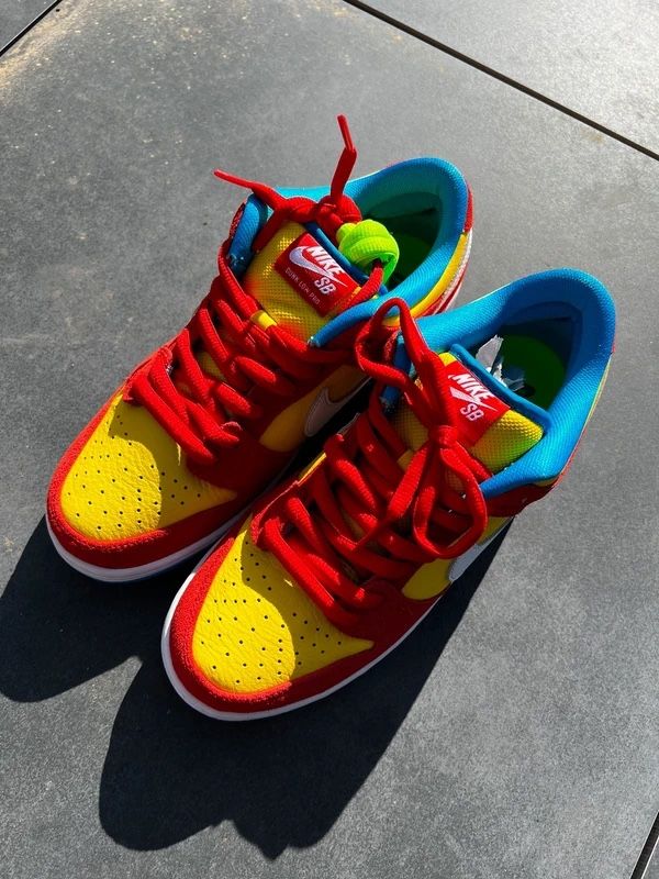 Nike Scarpe da uomo: Nike SB Dunk Low "Bart Simpson -! Taglia 42 – Nuovo (secondo la descrizione) da Réchy venduto da gar_x6yx 1