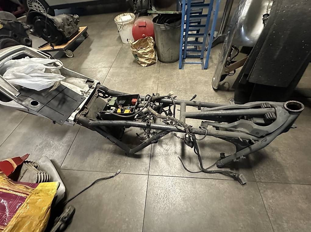Strada: Telaio BMW K100 RS – Usato da Lugano venduto da vecc-katana1100