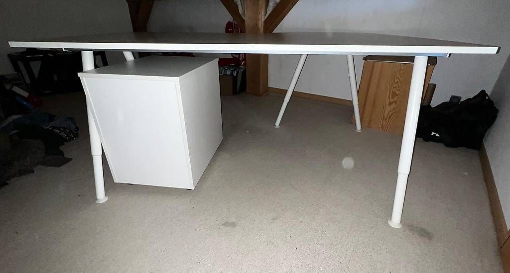 Scrivanie: Bureau d angle Ikea Galant Blanc  – Usato da Châtillens venduto da cor_j6qz 3
