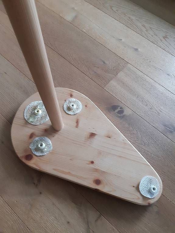 Strumenti musicali: Alphornständer – Usato da Obernau venduto da cl9re4no18 2