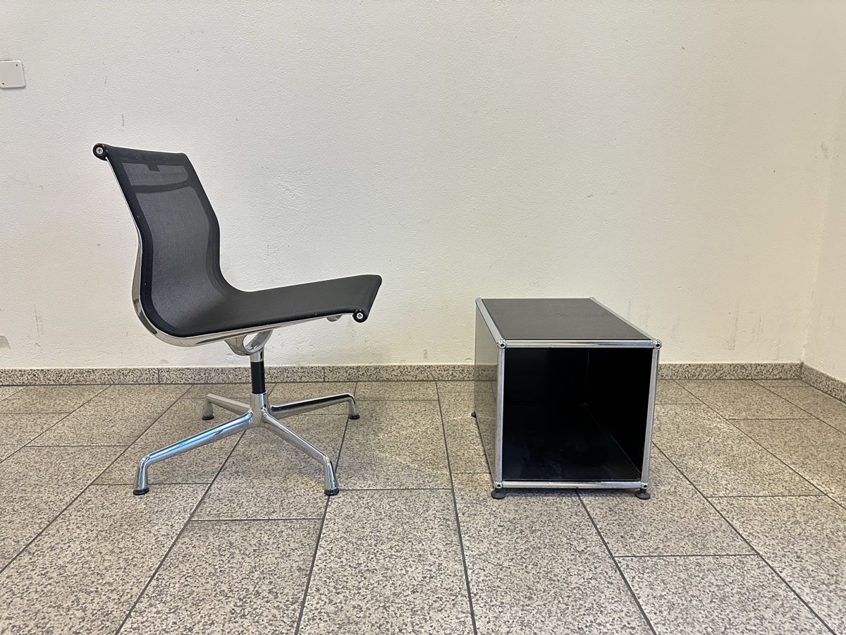Eames Sedie: Vitra Bürostuhl Eames EA 107 Netz – Usato da Grenchen venduto da Design-Outlet 3