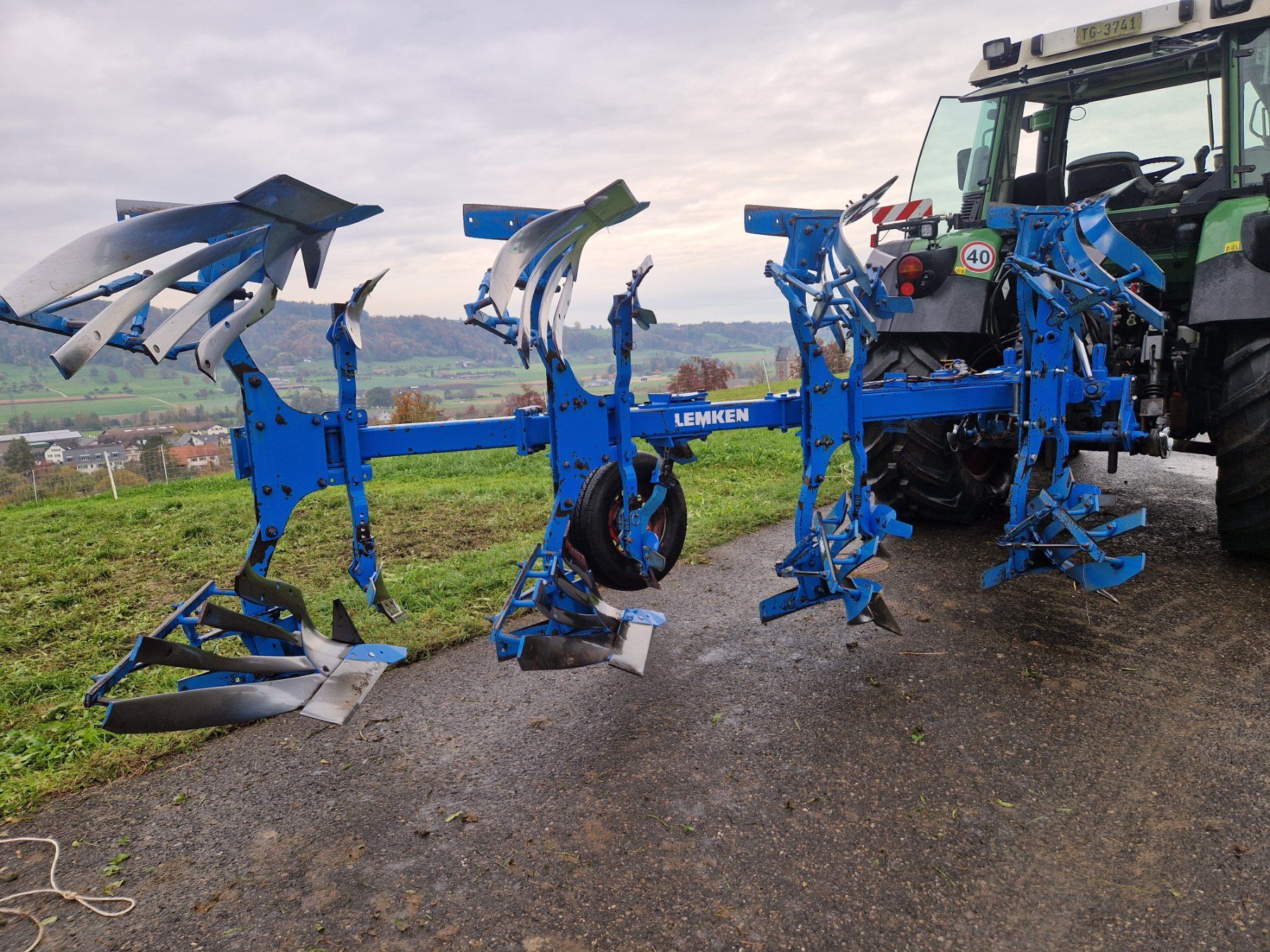 Lemken Charrues: 4 Schar Pflug Lemken VariOpal 5 – D'occasion à Lommis par paha03 1