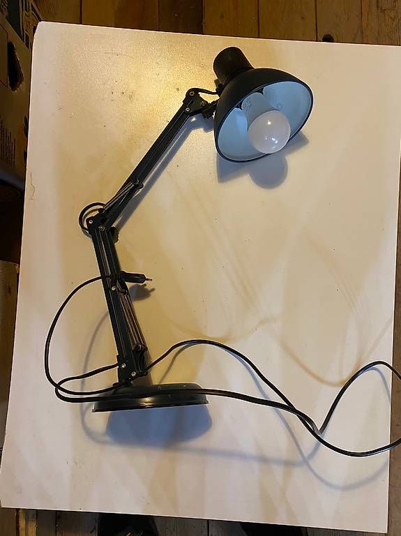Lampen: Tischlampe – Gebraucht aus Strengelbach von Luftschutzsoldat 1