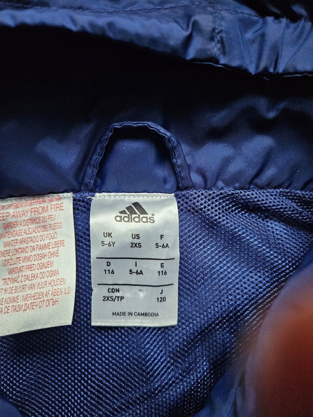 Adidas Giacche & Cappotti: Regenjacke Adidas 116 – Usato da Hünenberg venduto da lexli06 1