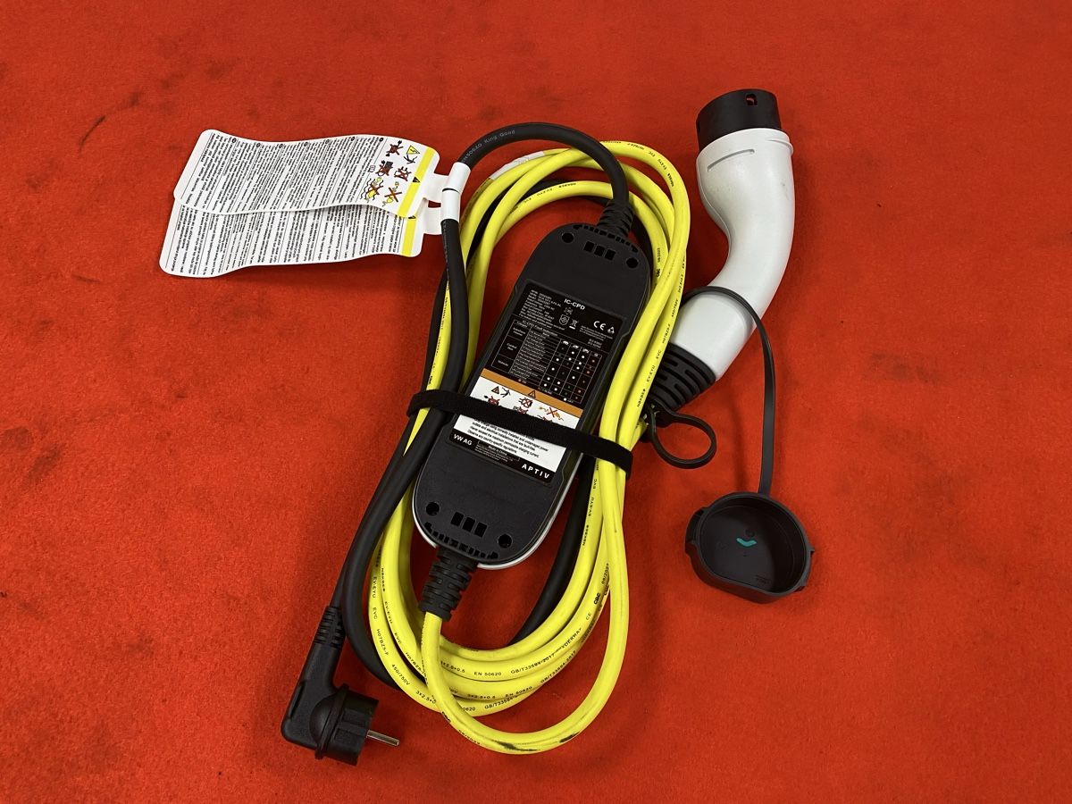 Kabel: Neues Ladekabel Mode 2 Typ 2 mit Schuko Stecker  – Neu (gemäss Beschreibung) aus Hägglingen von Karin0802 3