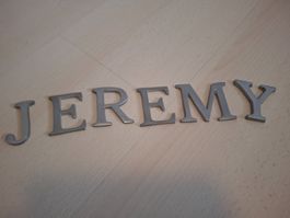 Deko-Buchstaben "JEREMY", Metall, silbrig, wie neu!