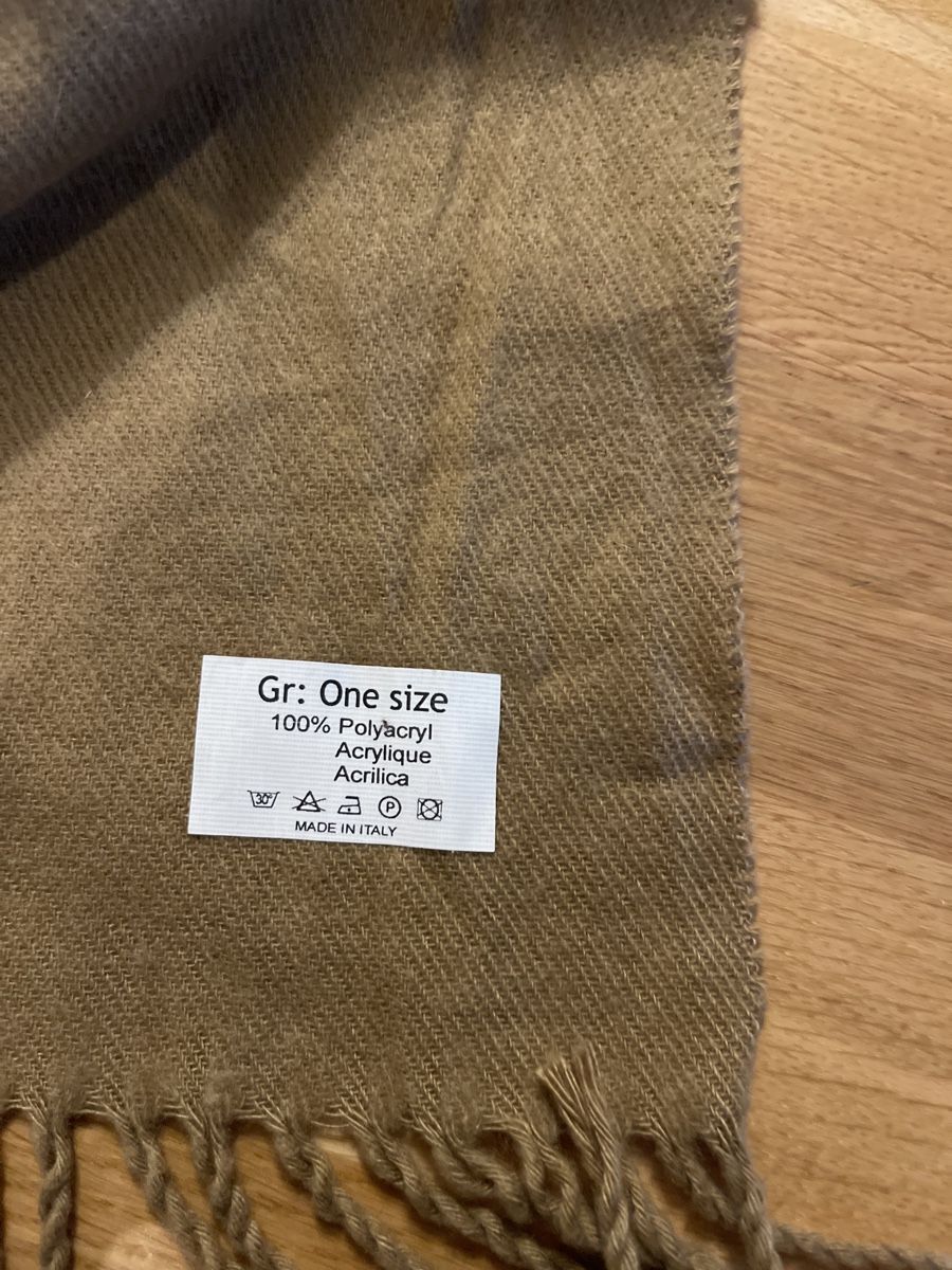 Foulard & Sciarpe: Schal – Nuovo (secondo la descrizione) da Birmensdorf ZH venduto da irina61 1