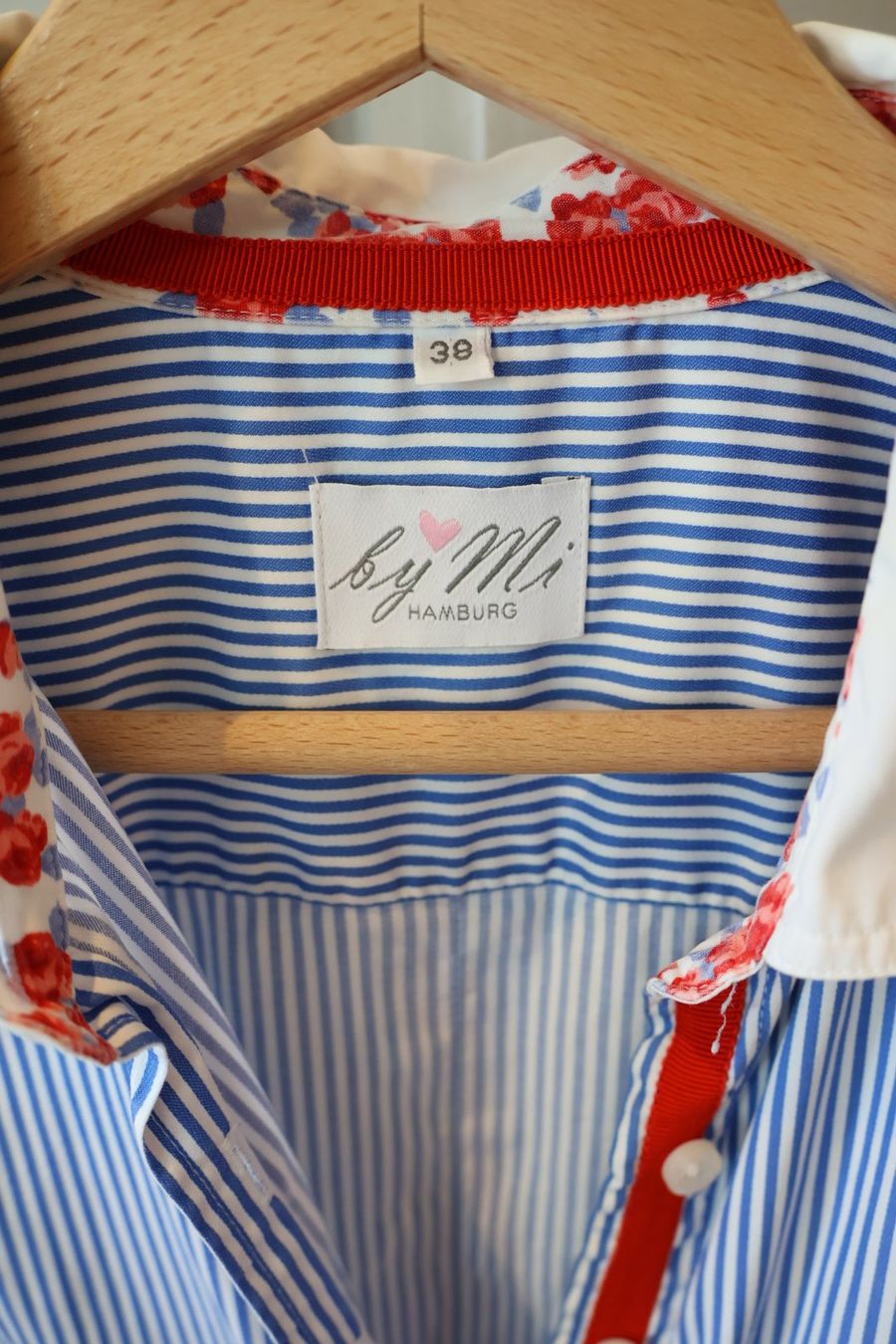 Blusen: Gestreifte Bluse von ByMi – Gebraucht aus Winterthur von jul_v9wx 2