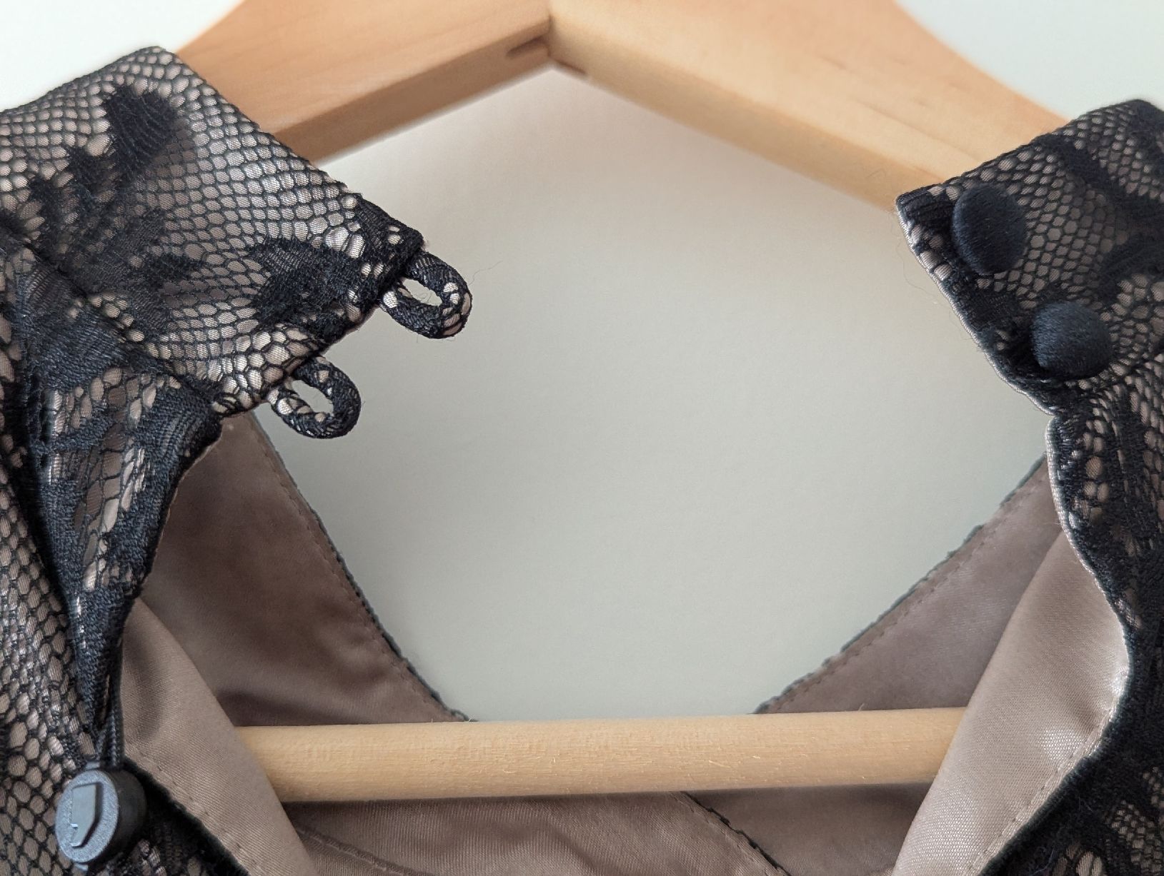Comma Vestiti: Cocktailkleid, Comma, Grösse 36 – Nuovo e nell'imballaggio originale da Zofingen venduto da Droni_A 3