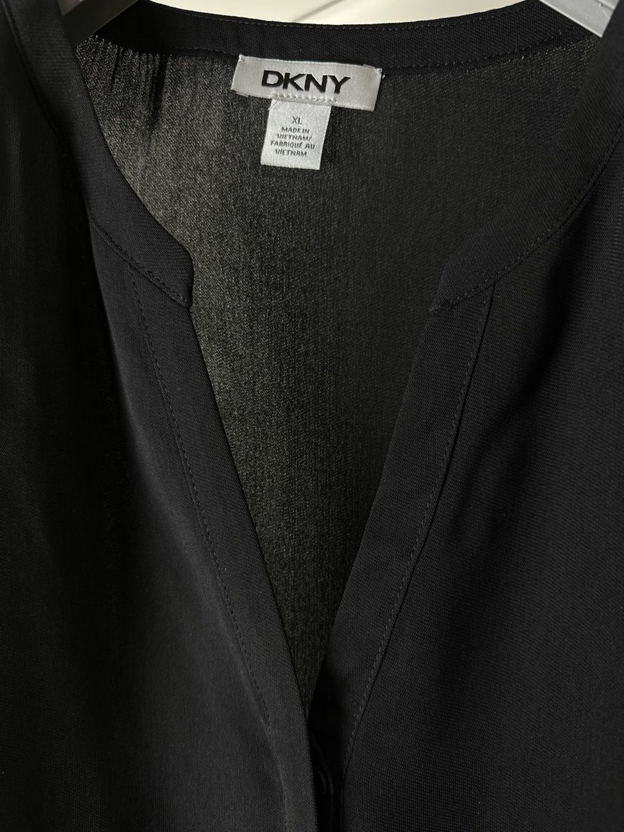 DKNY Camicette: Bluse von DKNY Grösse XL – Usato da Aarburg venduto da Tonija 1