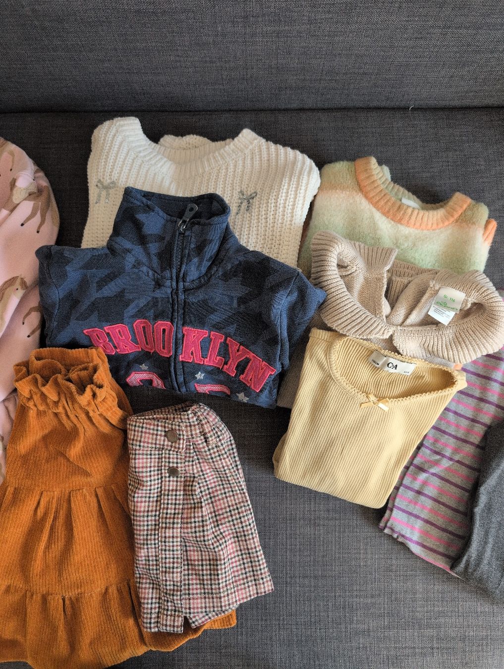 H&M Kleiderpakete & -sets: Kinderkleiderpaket Mädchen Grösse 98/104/110/116 – Gebraucht aus Neuhausen von Bluesewingneedle 2