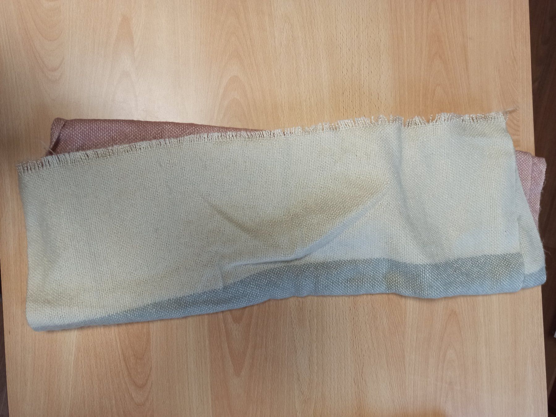 Foulards & écharpes: Echarpe quasi neuve – Neuf (Voir description) à Fresens par ren_vpx8 1