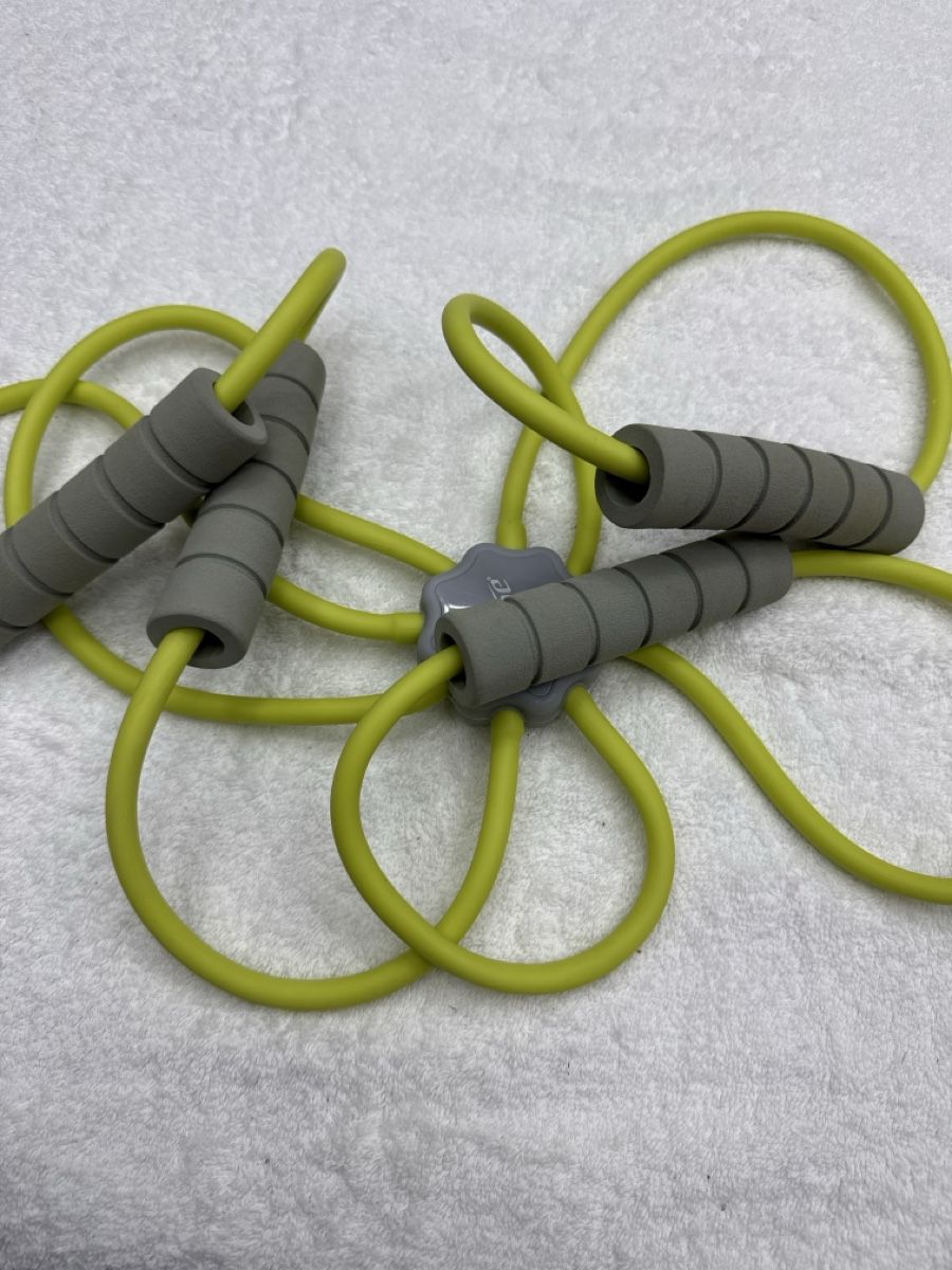 Hometrainer: Expander Exerciser 5 Tubes Gris Jaune bon état – Gebraucht aus Chenens von anasantos90 1