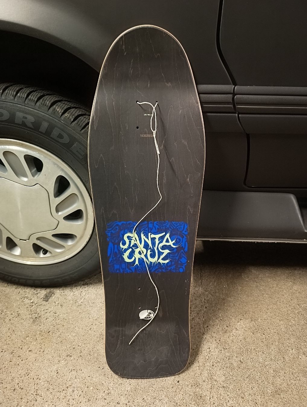 Santa Cruz Skateboards: Santa Cruz Tom Knox skateboard – Gebraucht aus Petit-Lancy von jer_npv6 2