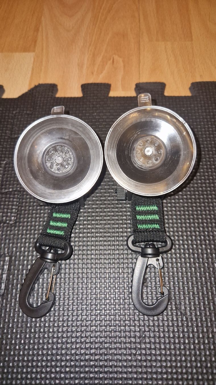 Supporti a parete: 4x Camping Saugnapfhalterung – Nuovo (secondo la descrizione) da Buchs AG venduto da EasyPeasy 4