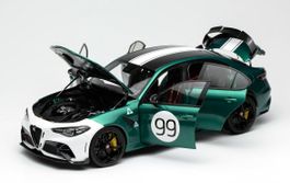 ALFA ROMEO GIULIA GTAm #99 RACING Green WHITE 1/18 NEU ltd.