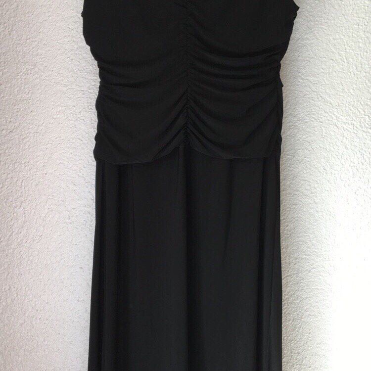 Vestiti: 011 Elegantes schwarzes Abendkleid – Usato da Sion venduto da NoblesOfHelvetia 2