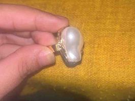 Silver ring with large pearl, female, size other