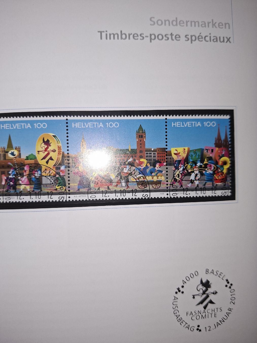 Tutti i francobolli: Briefmarken Jahrbuch 2010 Halbmond ET  – Usato da Balgach venduto da SIMEON27 3