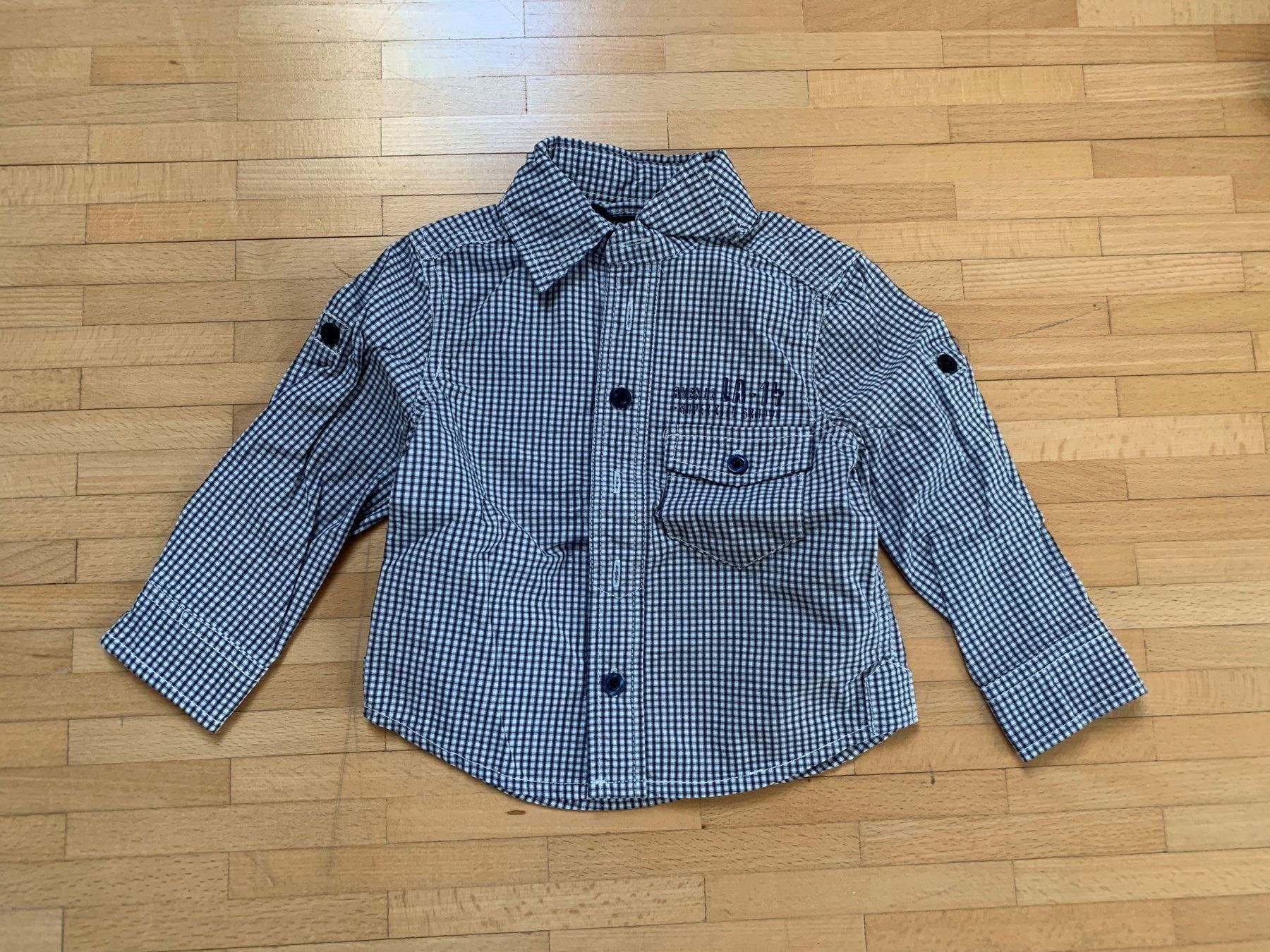 Camicie, T-shirt & Polo: Hemd Gr. 80 – Usato da Dinhard venduto da PS83