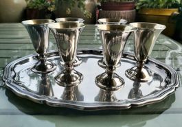6 Silberne Schnapsbecher mit Tablett