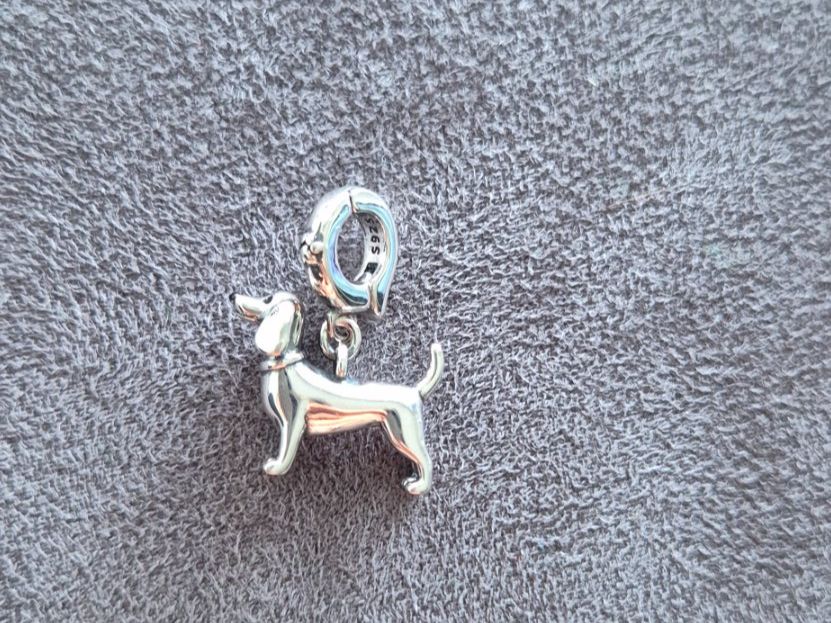 Pendentifs: Silber Charm Hund +Garantie – Neuf (Voir description) à Rotkreuz par Carbone_Bijou-Shop