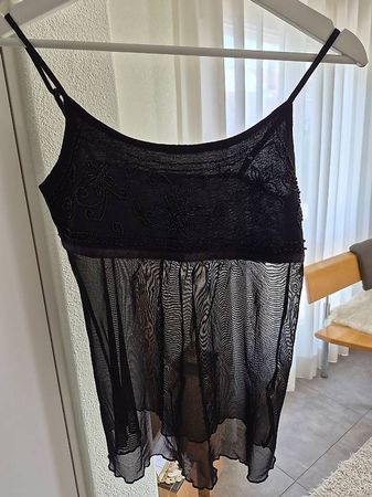 Top mit Perlenstickerei schwarz - Style