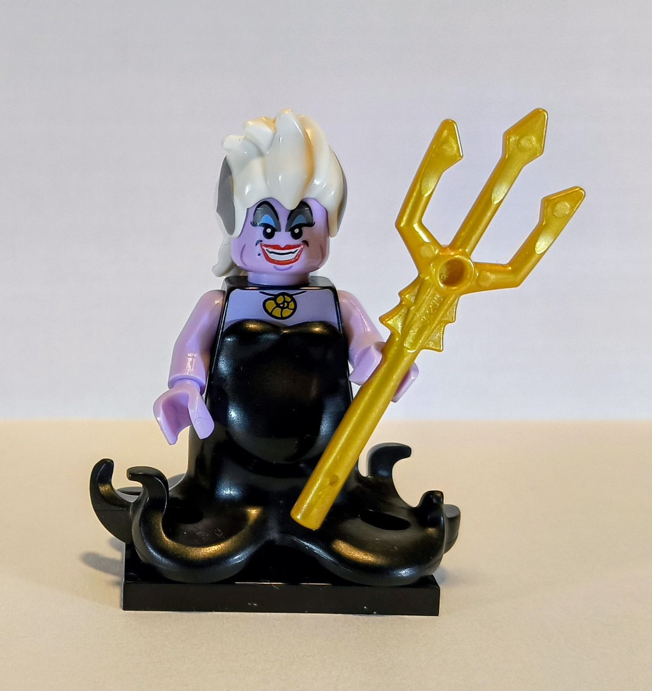 Lego Kit di costruzioni: Lego Minifigures Disney - Ursula – Usato da Muri AG venduto da Kramsi 1