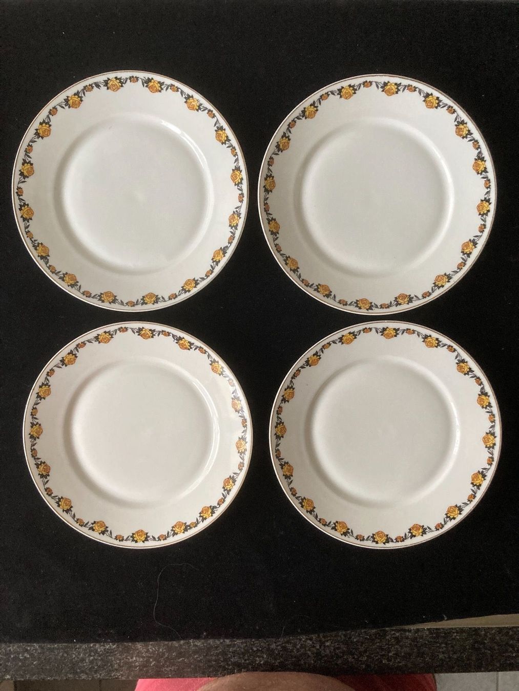 Assiettes: 4 alte Langenthal - Dessert-Teller 1930 – D'occasion à Zürich par Chaeffeler