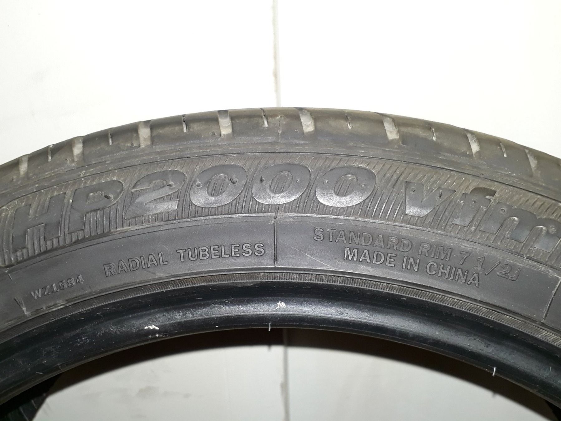 Pneumatici & Ruote complete: 2 Stück Sommerpneu 225 / 45 17 – Usato da Schmerikon venduto da 1qw2 7
