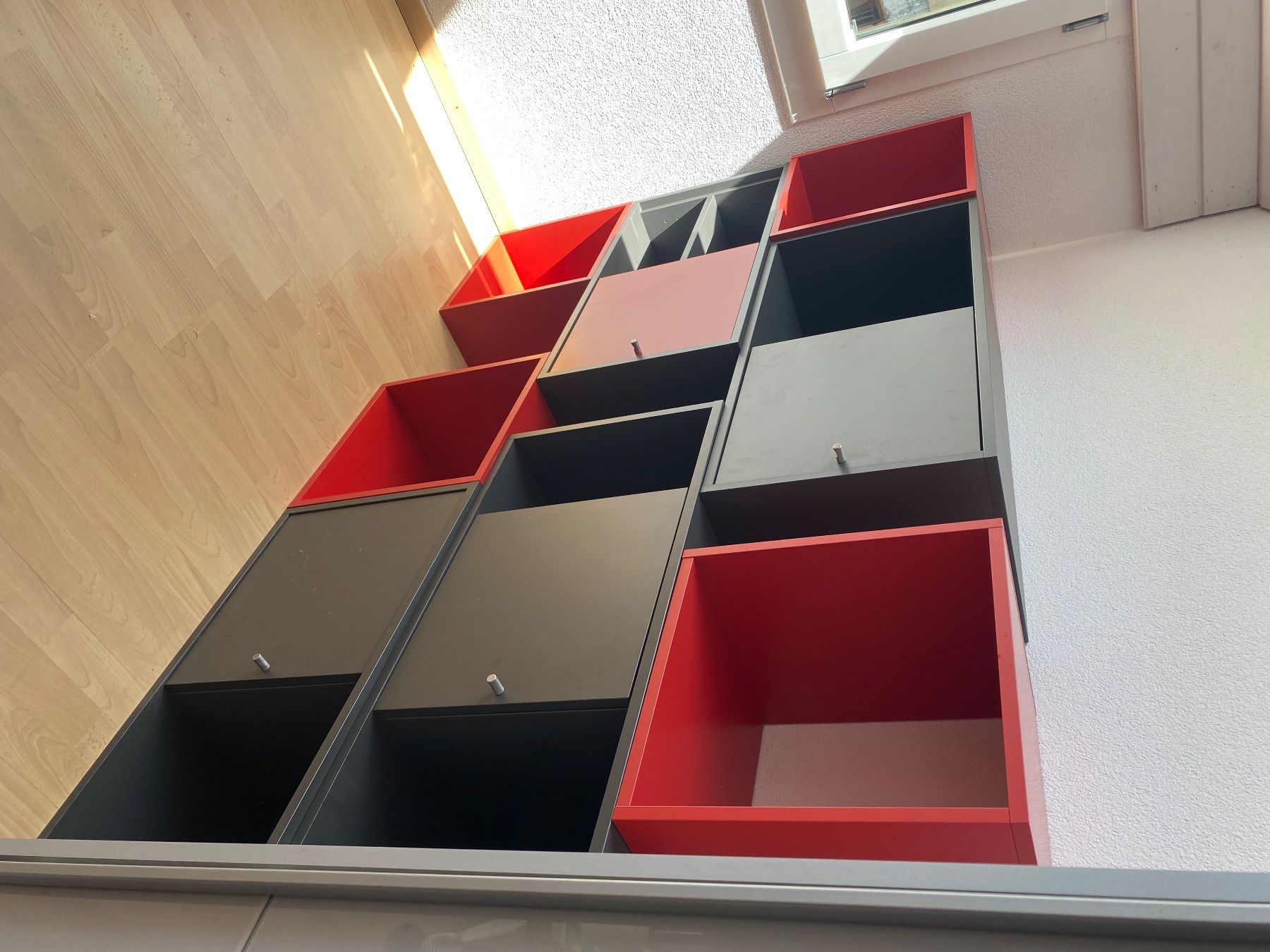 Micasa Étagères: Regal Elemente rot/anthrazit gebraucht LINUS – D'occasion à Willisau par mima2.0 1