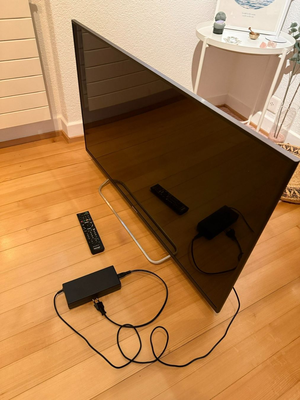 Televisori: Sony TV KDL-42W705B – Usato da Buchs AG venduto da capitalmonkey 1