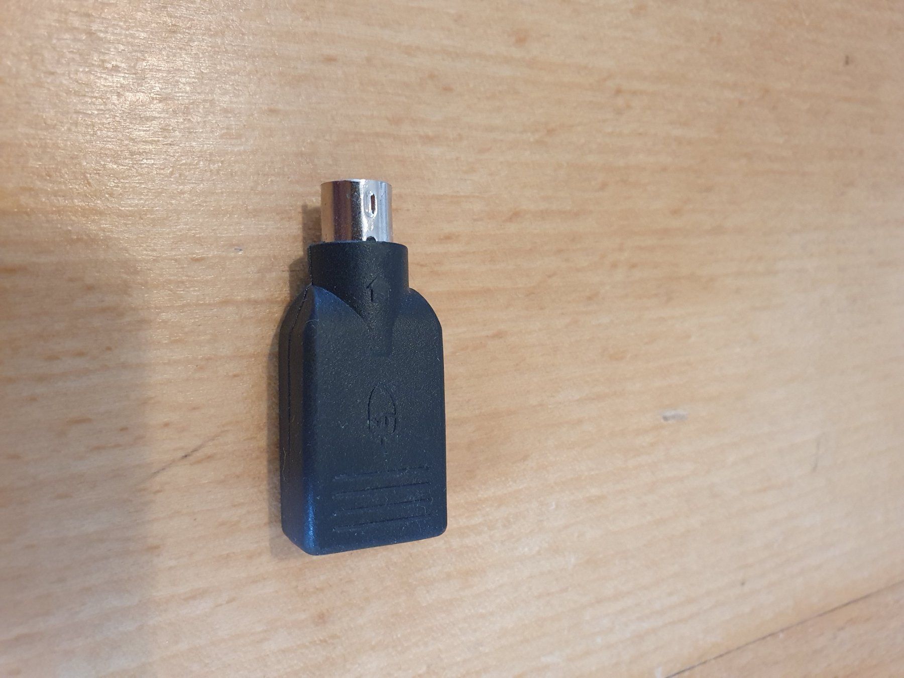 Laufwerke & Adapter: USB auf PS/2 Adapter – Gebraucht aus Bern von Llu