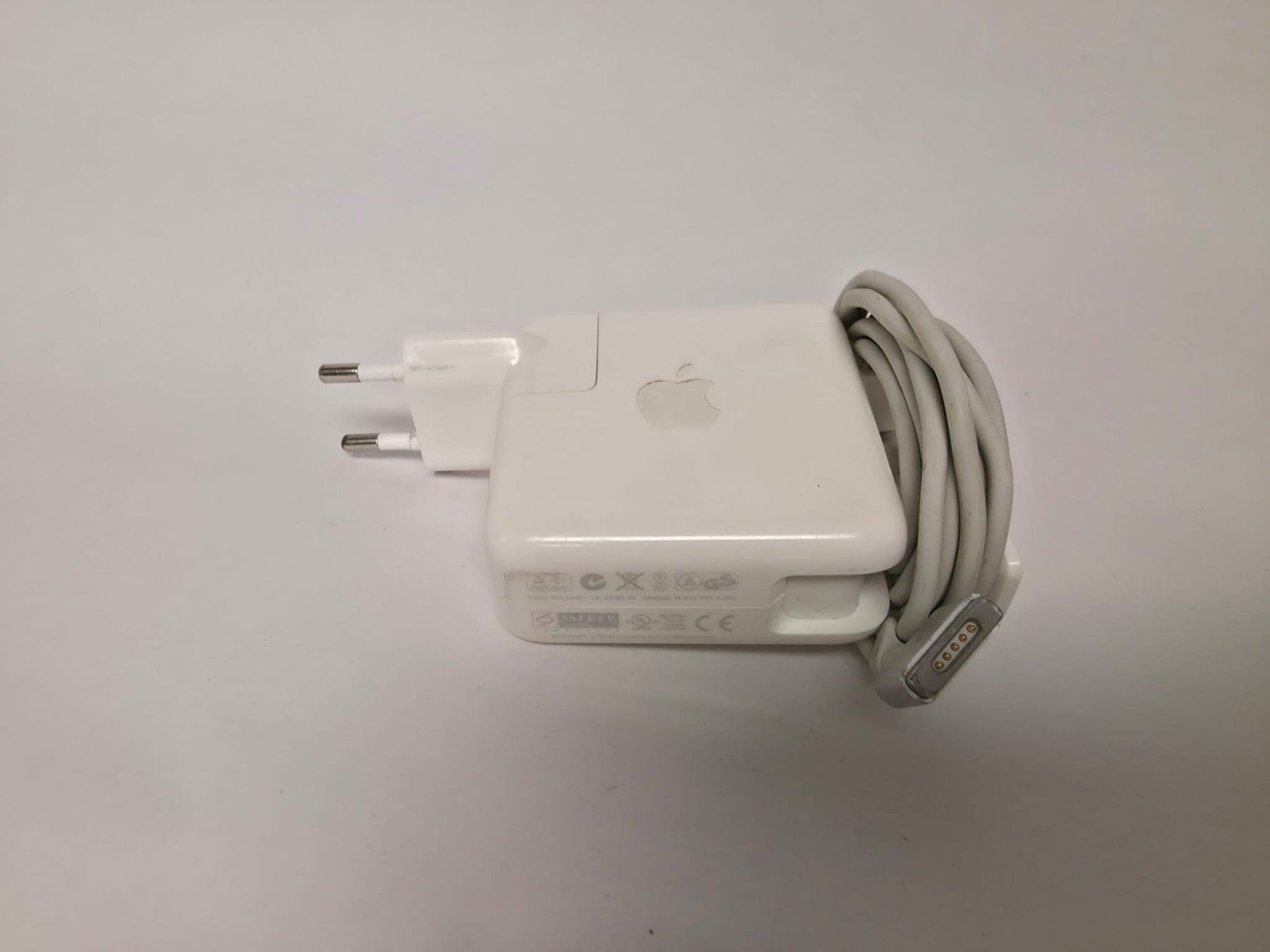 Original Apple 45W MagSafe 2 Power Adapter (Gebraucht) in Dietlikon für ...