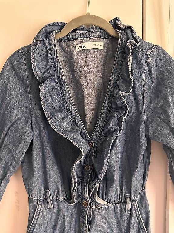 Kleider: ZARA Jeanskleid mit Volants  – Gebraucht aus Neuenhof von lpa_j6rr 1