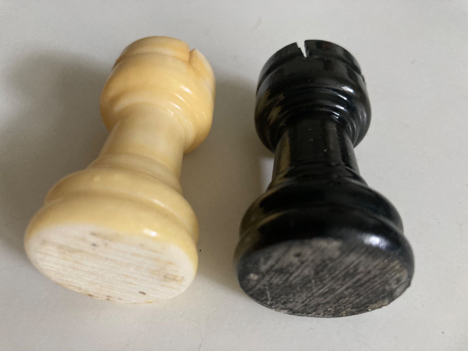 Jeux: Schachfiguren ohne Brett – D'occasion à Zürich par Chaeffeler 3