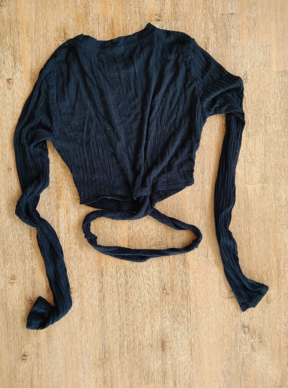 Tops: black crop top Undiz - M – Neu (gemäss Beschreibung) aus Wallisellen von Camcha 1