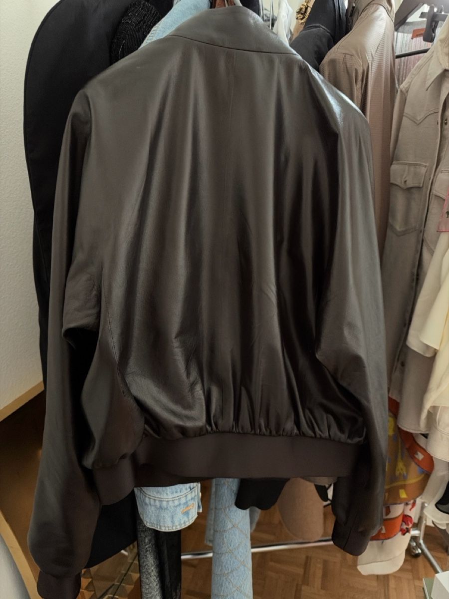 Gucci Vestes: Gucci leather Jecker  – Neuf (Voir description) à Genève par val_rp9x 3
